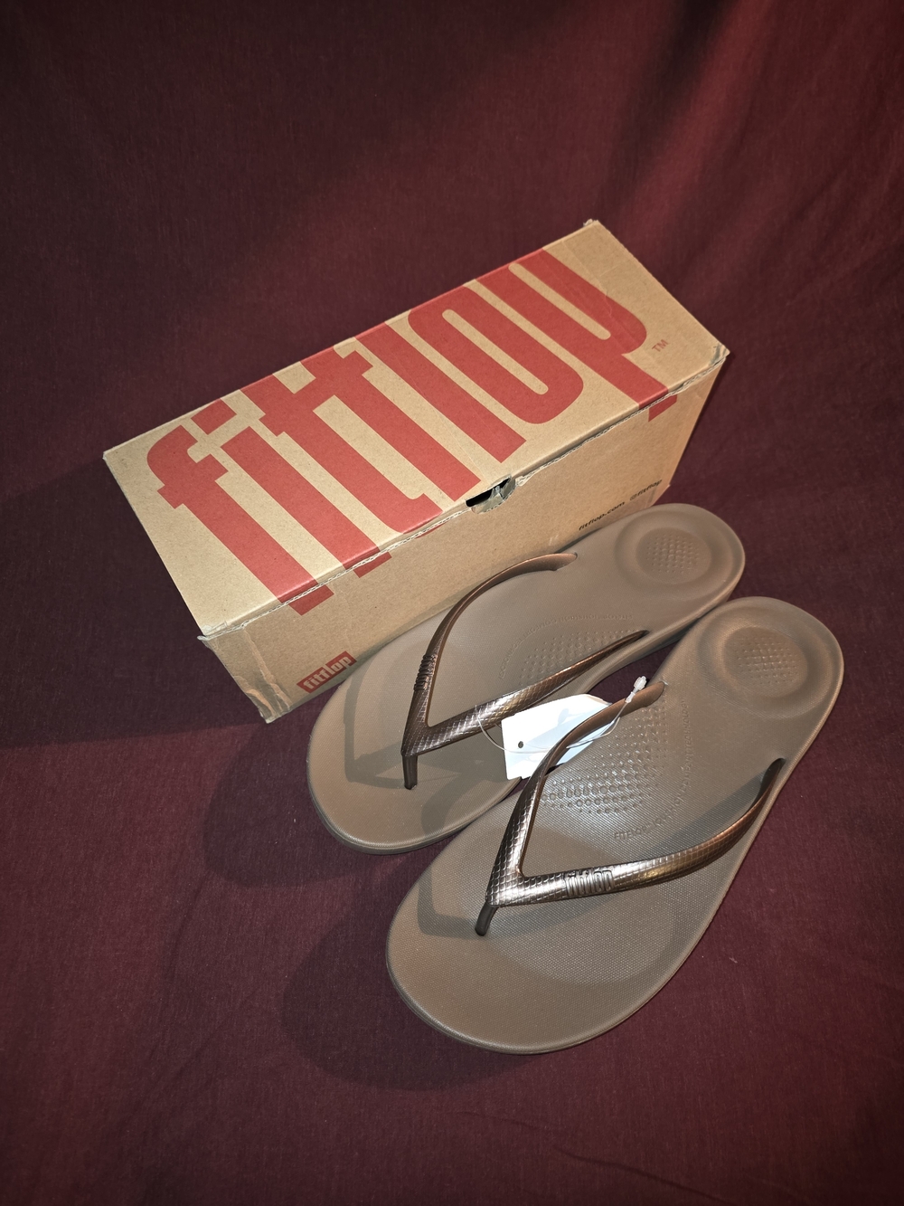 FitFlop Bronze Women's Flip-Flops Size 6
